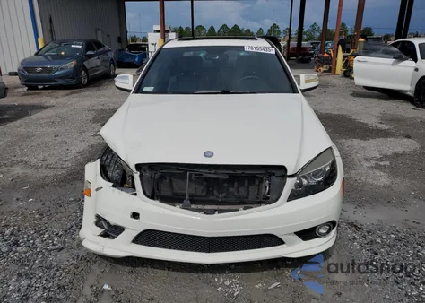 2008 Mercedes-Benz C 300 z USA, uszkodzony, nr VIN WDDGF54X68R037200